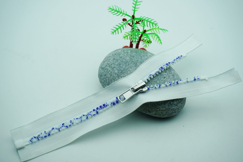 PSS-Resin Nano Teeth Zipper