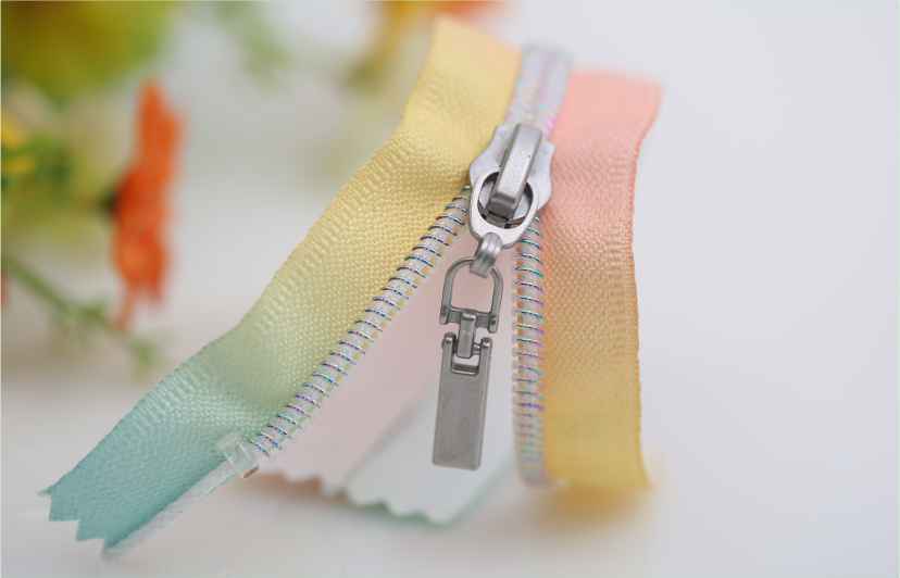 PSS-Nylon zipper